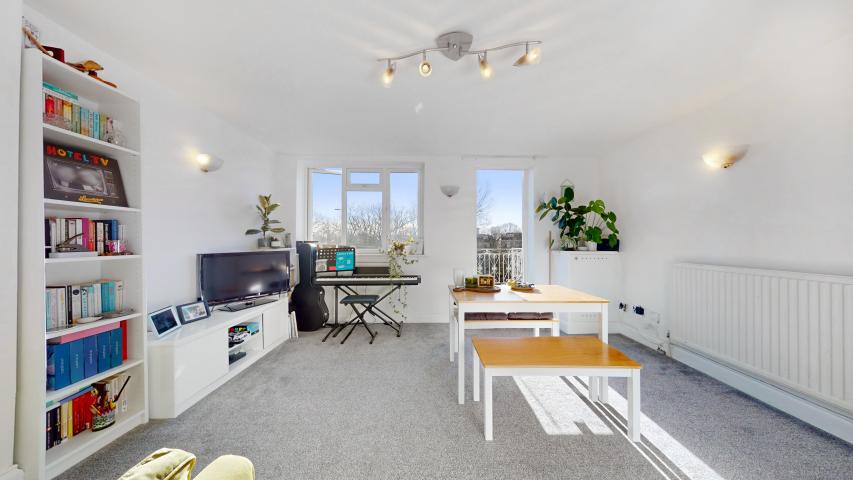 Modern Apartment Broadhurst Gardens, West Hampstead